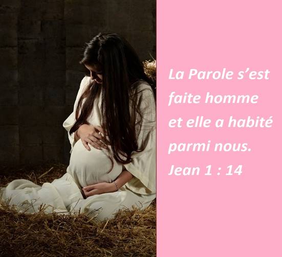 Une image contenant fille, texte, Visage humain, habits

Description gnre automatiquement
